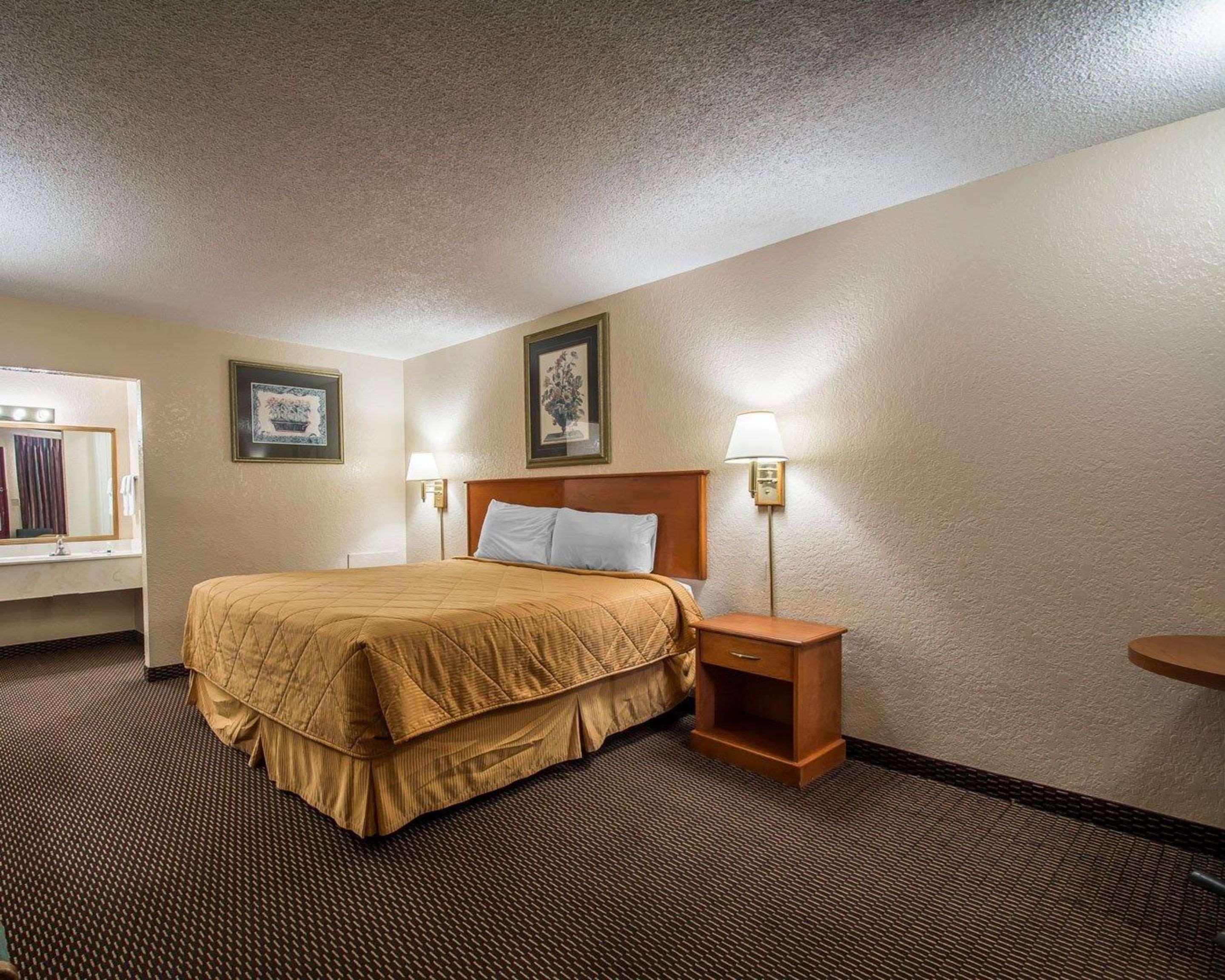 Rodeway Inn Fort Pierce I-95 Extérieur photo
