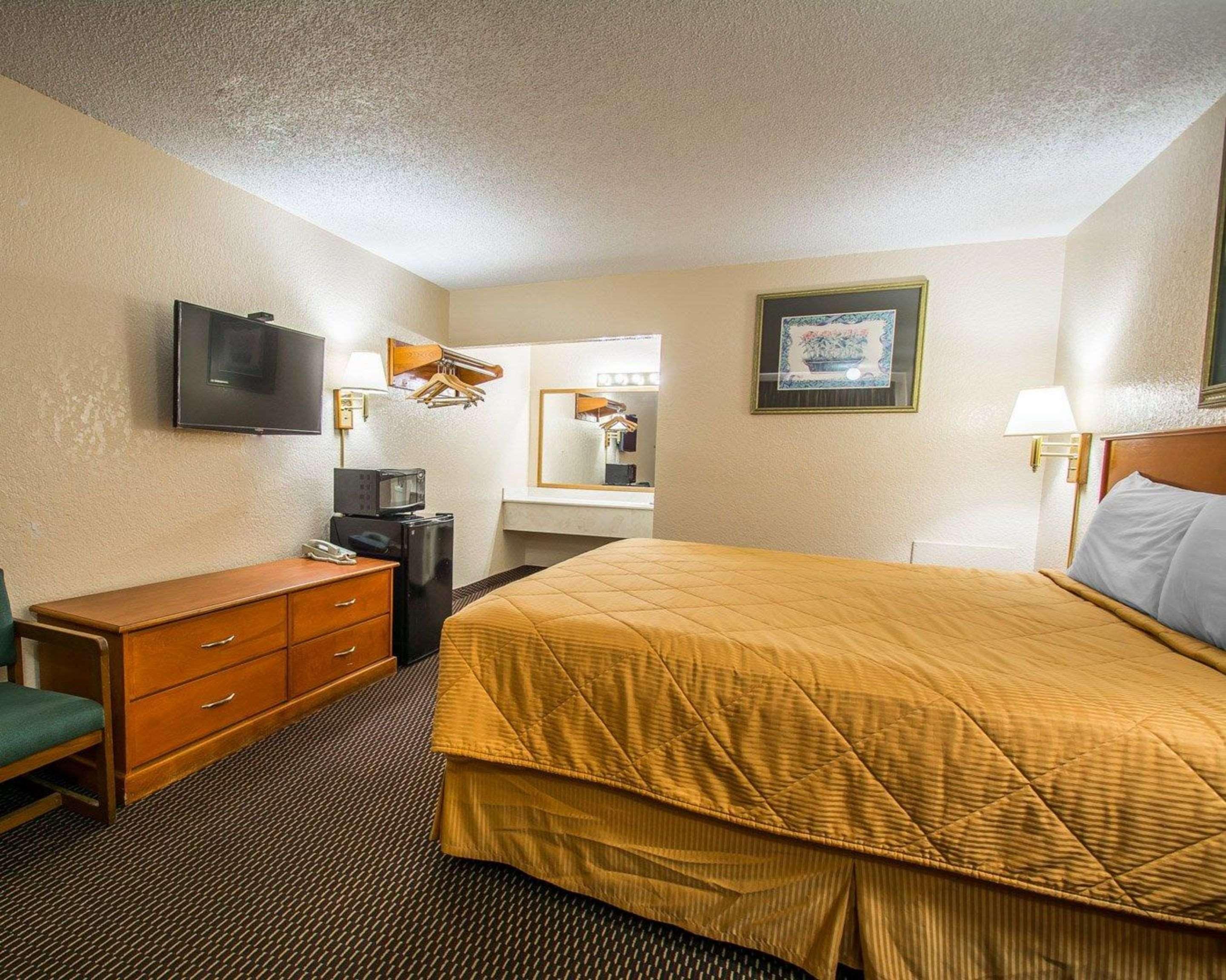Rodeway Inn Fort Pierce I-95 Extérieur photo