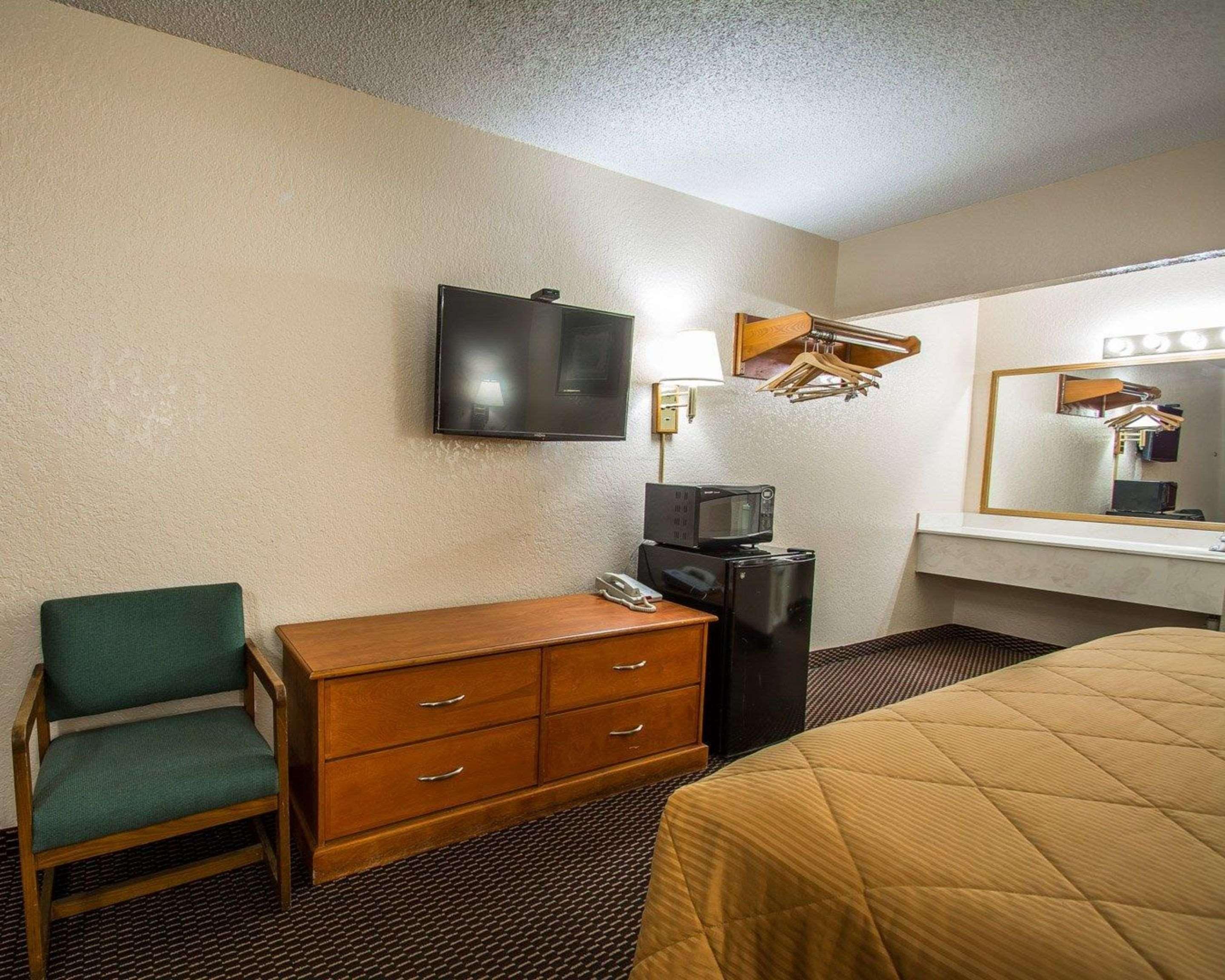 Rodeway Inn Fort Pierce I-95 Extérieur photo