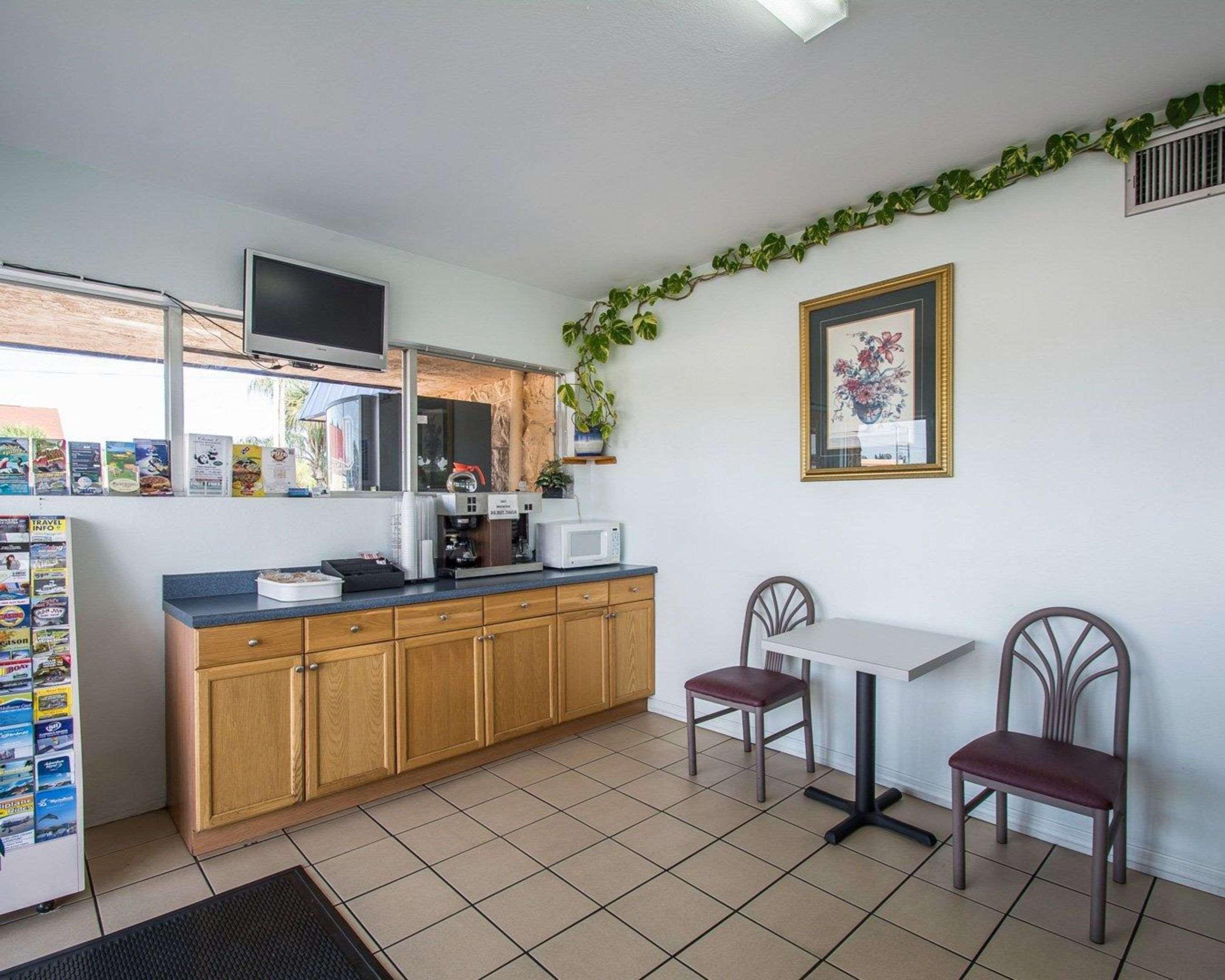 Rodeway Inn Fort Pierce I-95 Extérieur photo