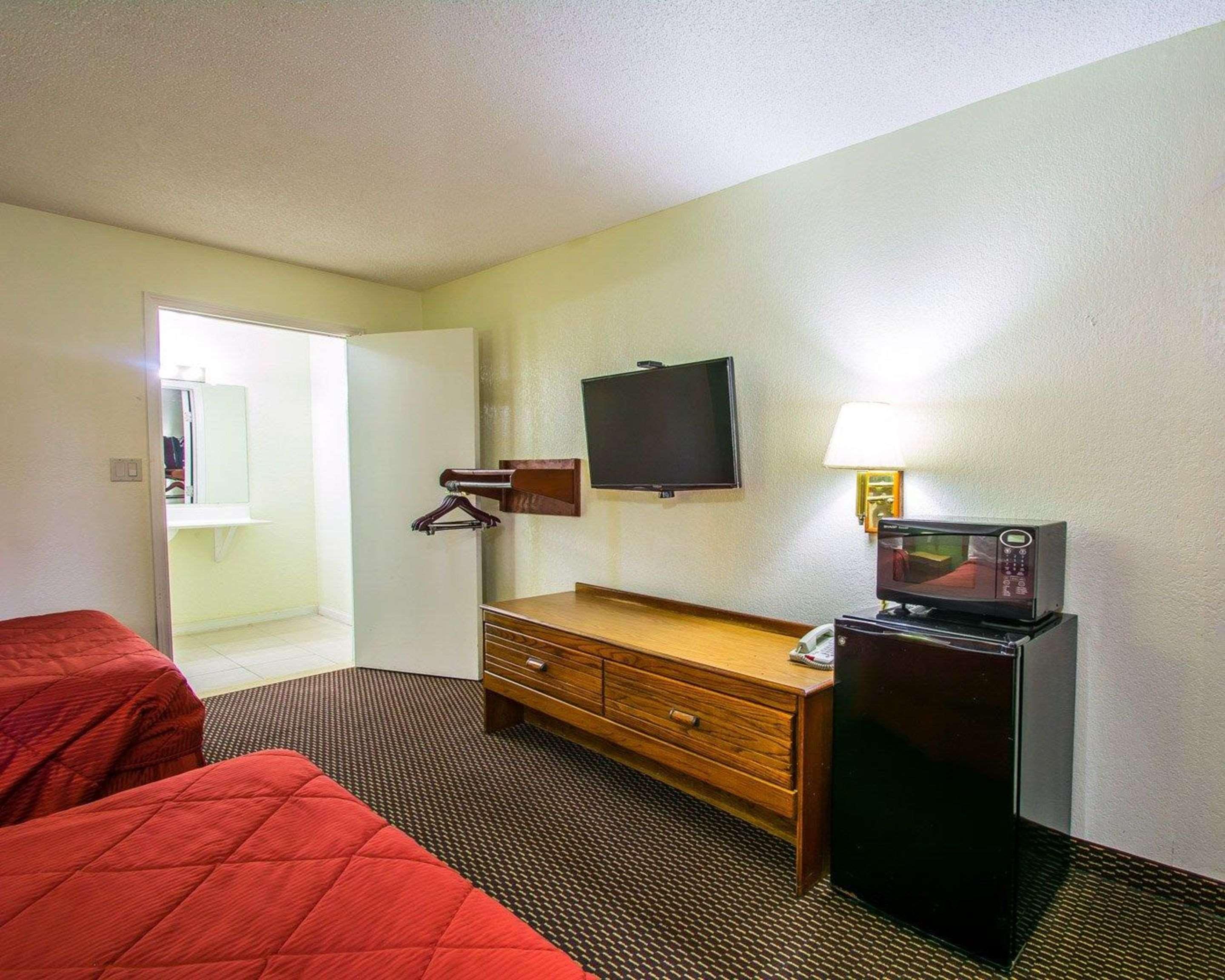 Rodeway Inn Fort Pierce I-95 Extérieur photo