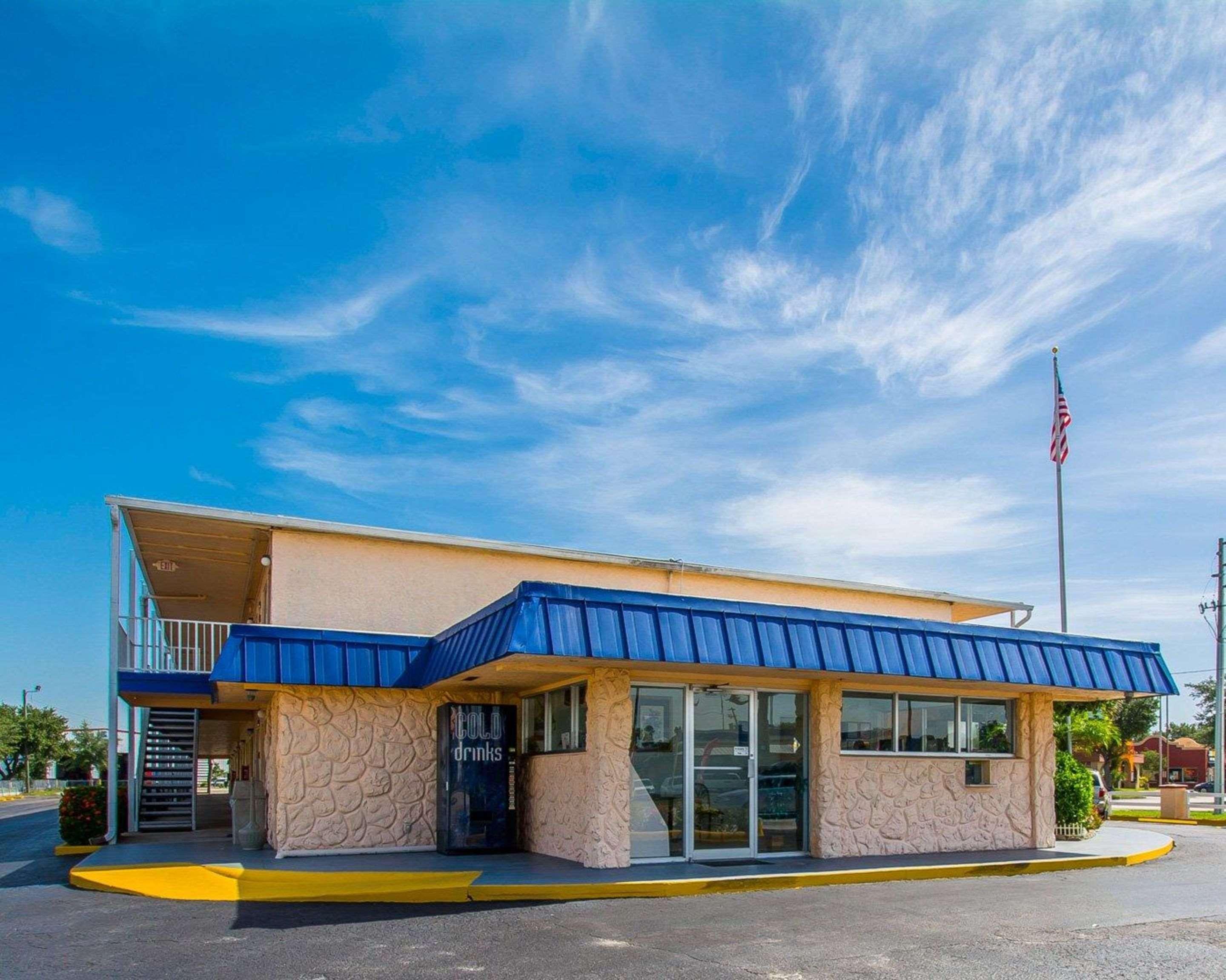 Rodeway Inn Fort Pierce I-95 Extérieur photo