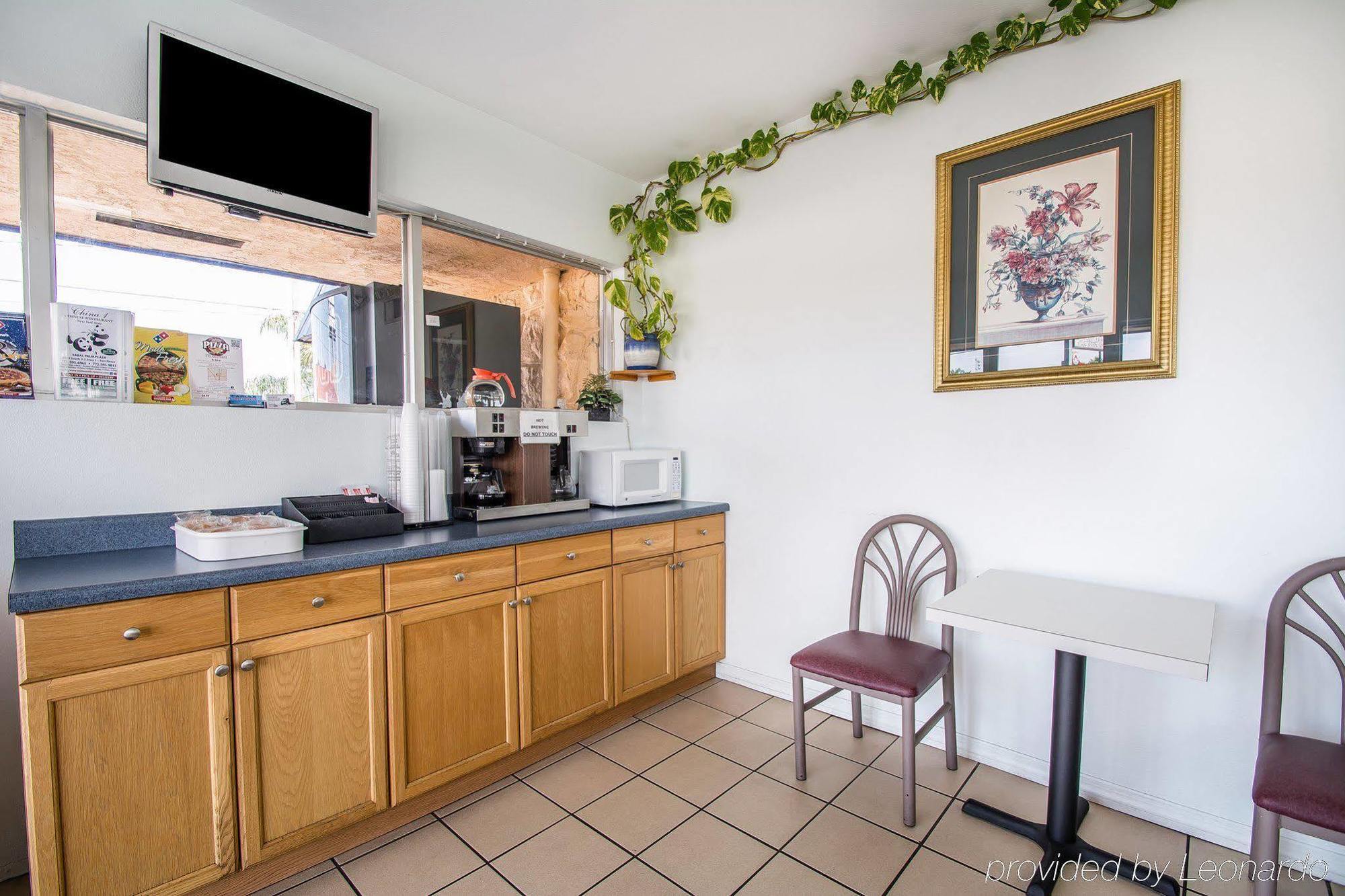 Rodeway Inn Fort Pierce I-95 Extérieur photo